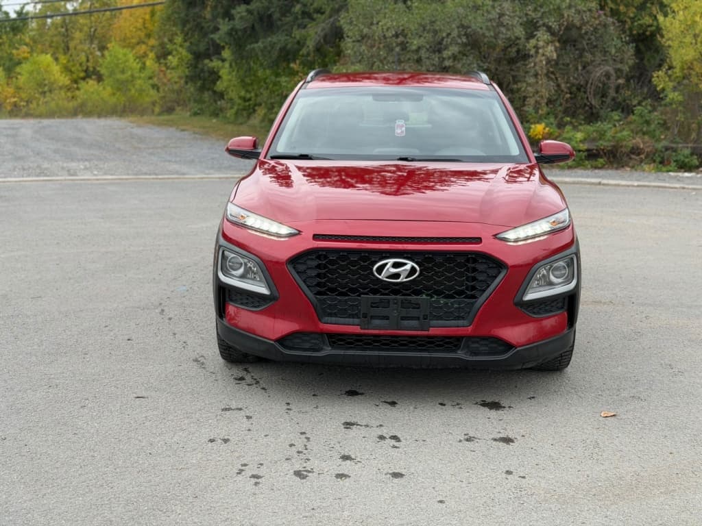 2021 Hyundai Kona Essential thumbnail 2