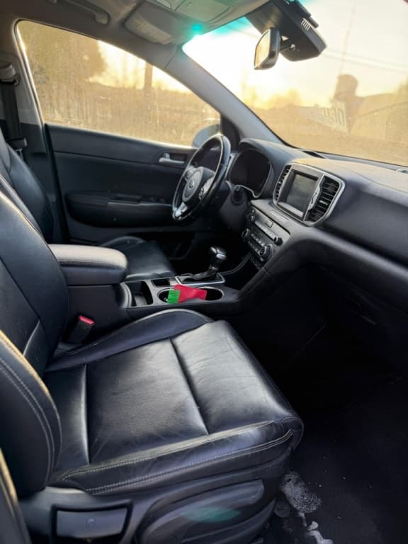 2018 KIA Sportage EX thumbnail 11