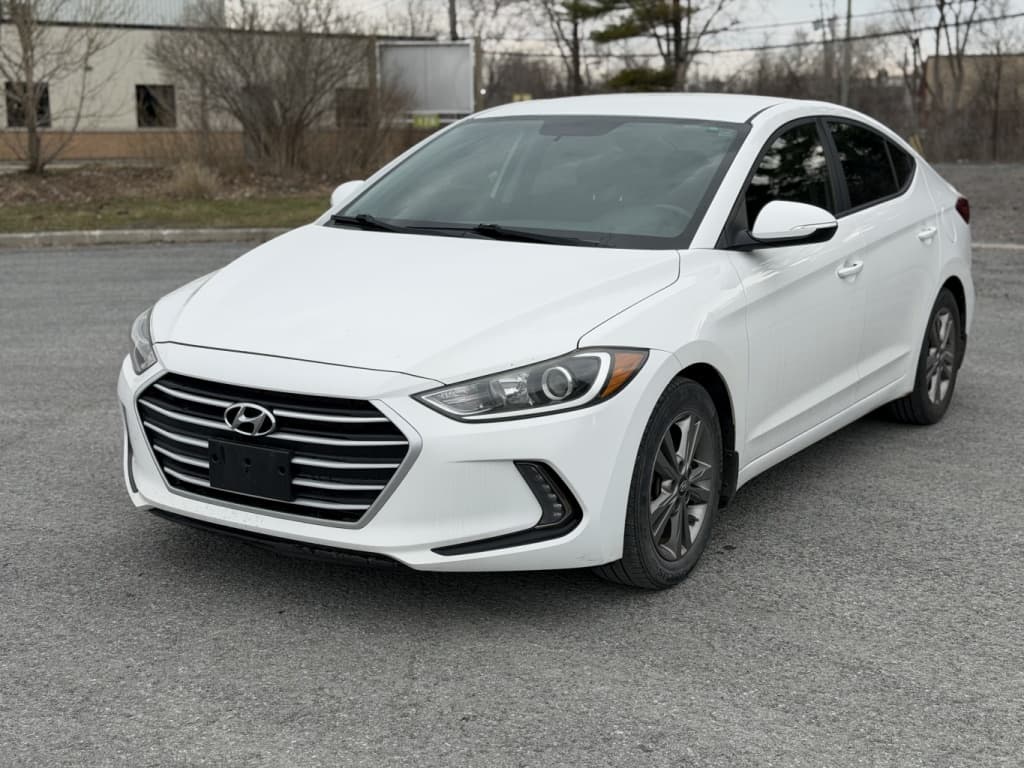 2018 Hyundai Elantra GL - Photo 1