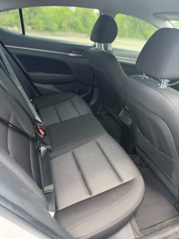 2018 Hyundai Elantra GL thumbnail 10