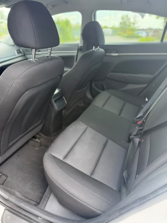 2018 Hyundai Elantra GL thumbnail 9