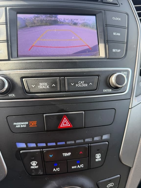 2017 Hyundai Santa Fe Sport thumbnail 11