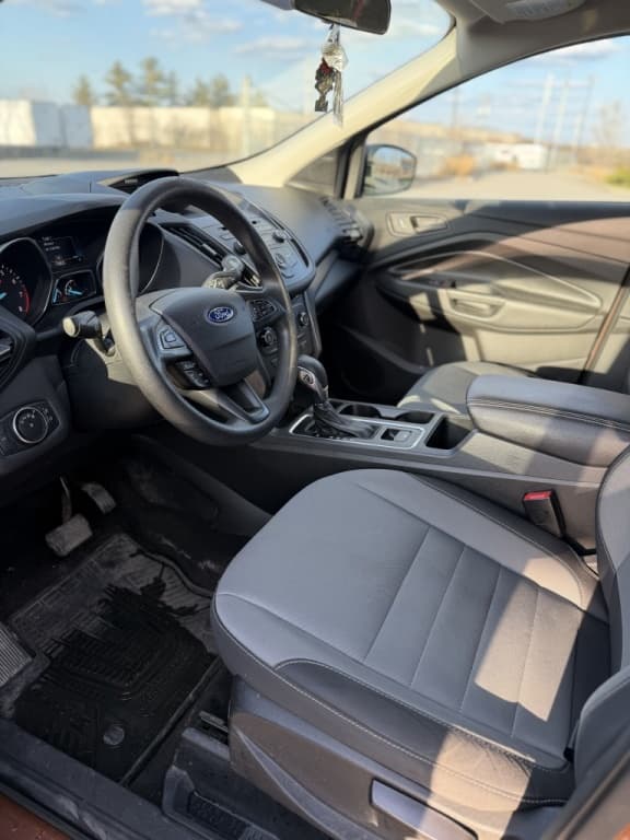 2017 Ford Escape S thumbnail 10