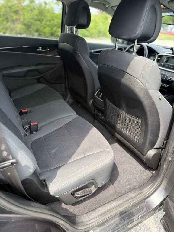 2016 KIA Sorento 3,3 L thumbnail 8