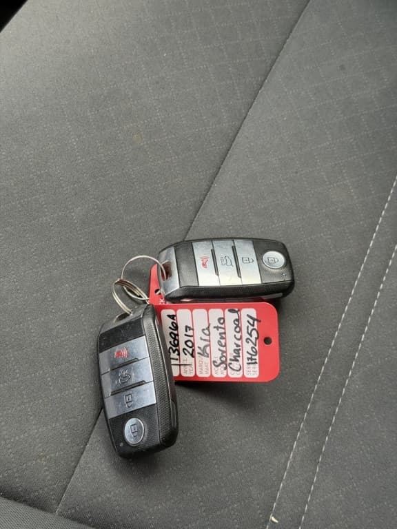 2016 KIA Sorento 3,3 L thumbnail 12