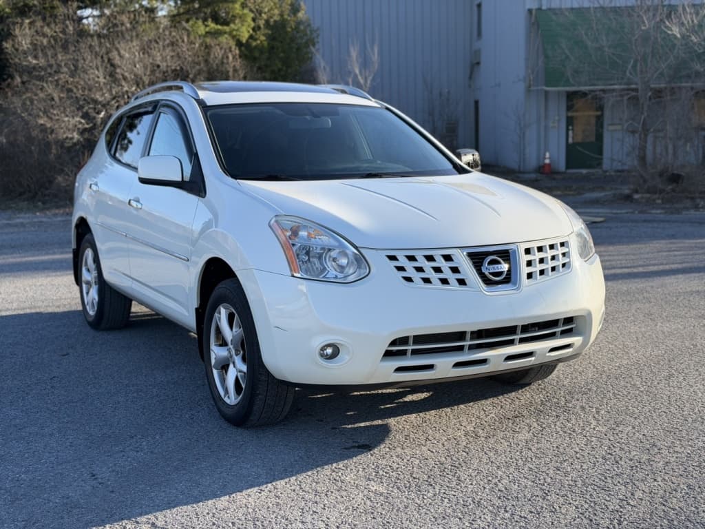 2010 Nissan Rogue SL thumbnail 3
