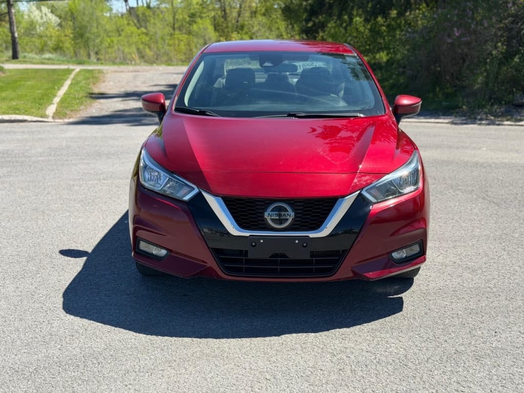 2021 Nissan Versa SV thumbnail 2