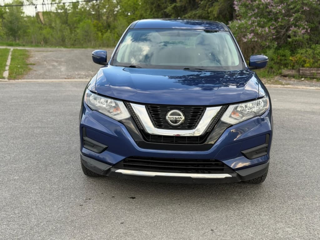 2019 Nissan Rogue S/SV thumbnail 2
