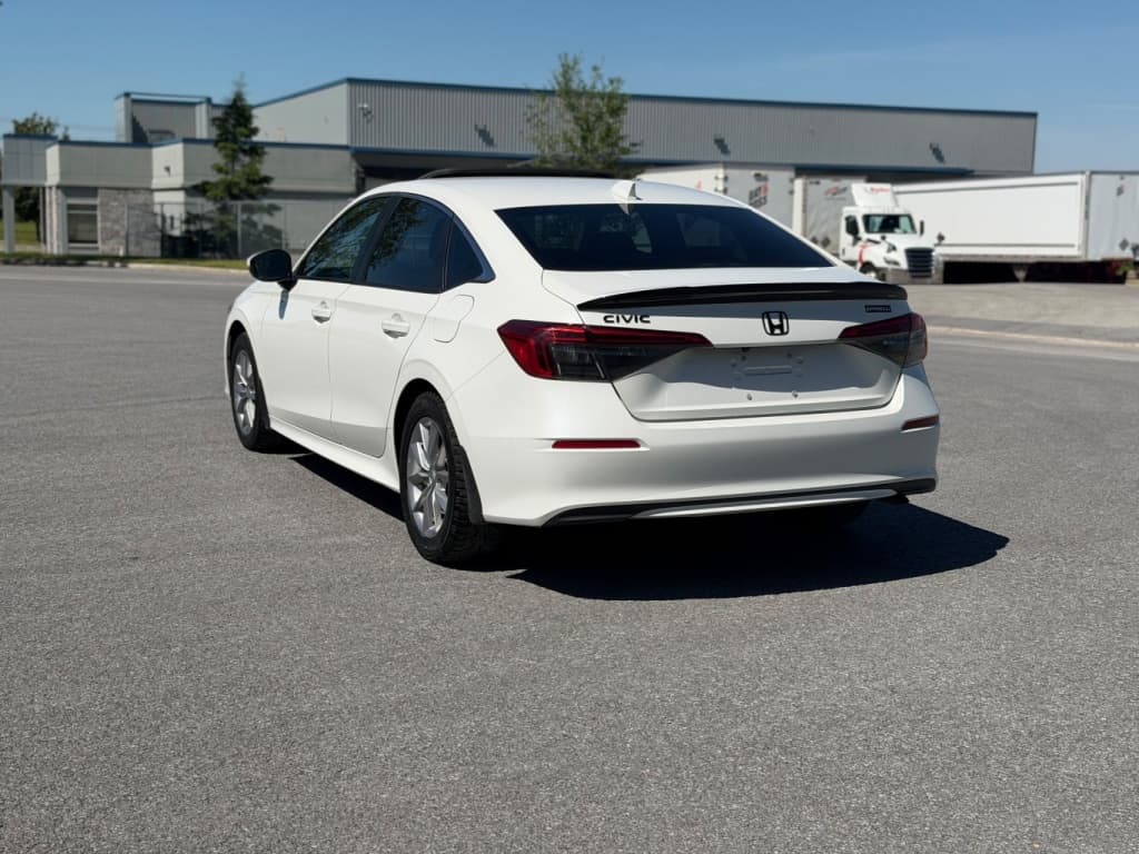 2024 Honda Civic Sedan EX thumbnail 6