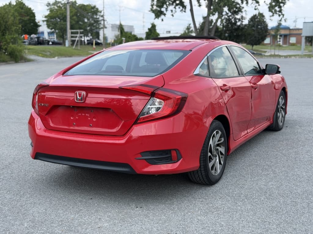 2017 Honda Civic Sedan EX thumbnail 6