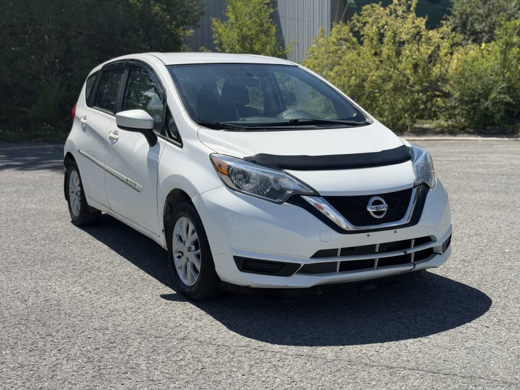 2017 Nissan Versa Note S/SV/SR/SL thumbnail 3