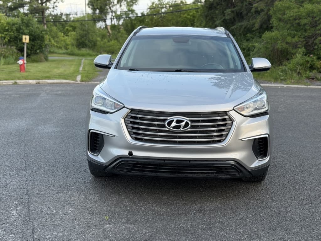 2017 Hyundai Santa Fe XL Premium thumbnail 2