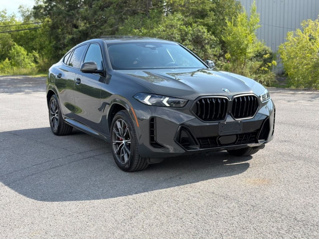 2024 BMW X6 xDrive40i thumbnail 3