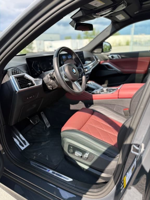 2024 BMW X6 xDrive40i thumbnail 8