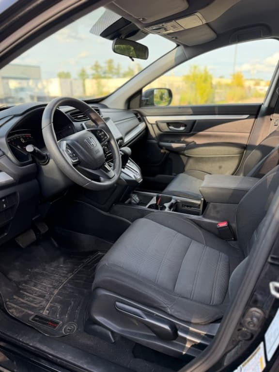 2017 Honda CR-V LX thumbnail 10