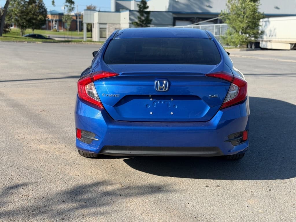 2018 Honda Civic Sedan SE thumbnail 4
