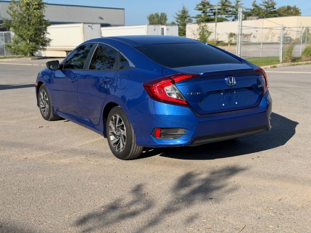 2018 Honda Civic Sedan SE thumbnail 5