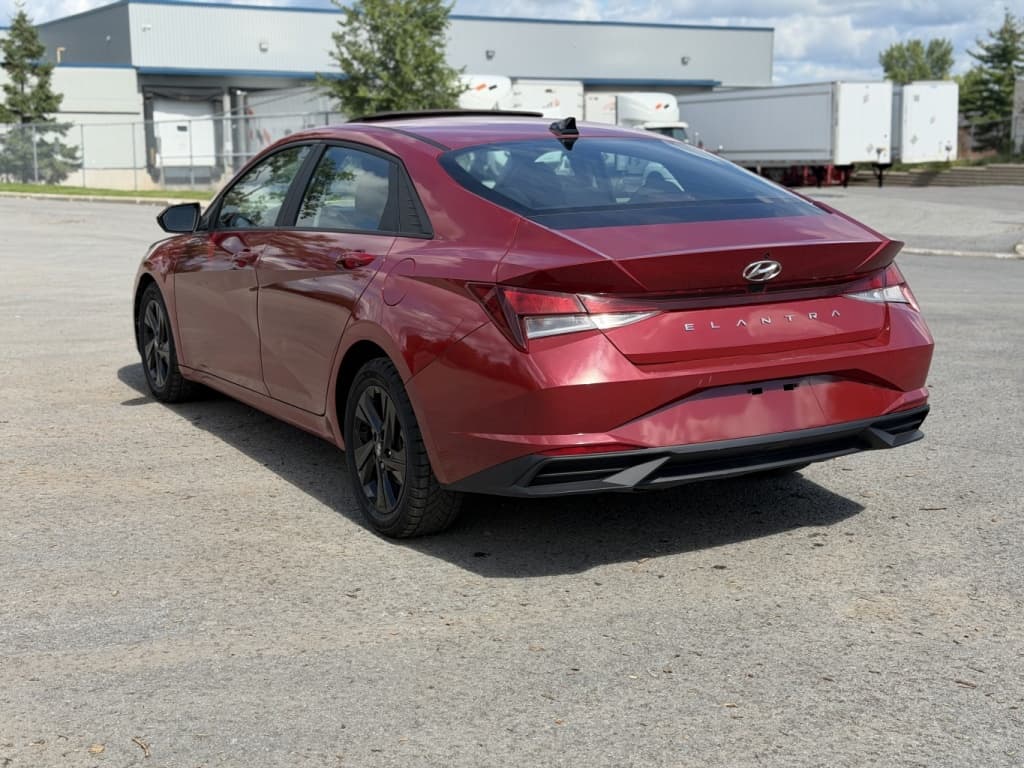 2023 Hyundai Elantra Privilégié thumbnail 4