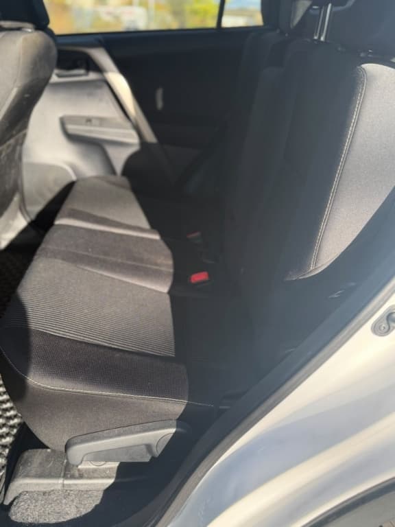 2013 Toyota RAV4 XLE thumbnail 10