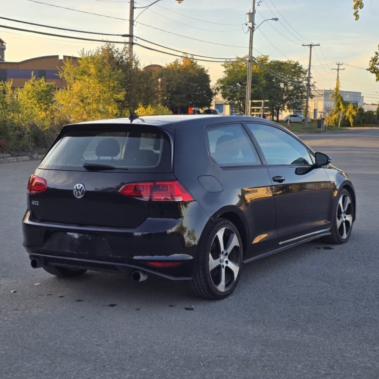2015 Volkswagen Golf GTI thumbnail 6