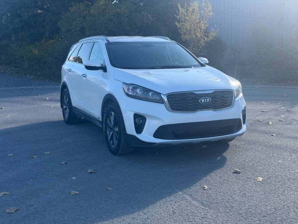 2019 KIA Sorento thumbnail 3