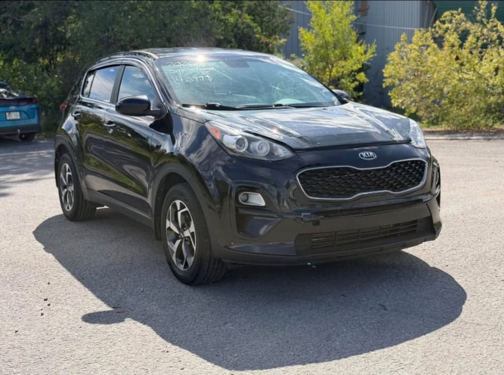 2020 KIA Sportage LX thumbnail 2