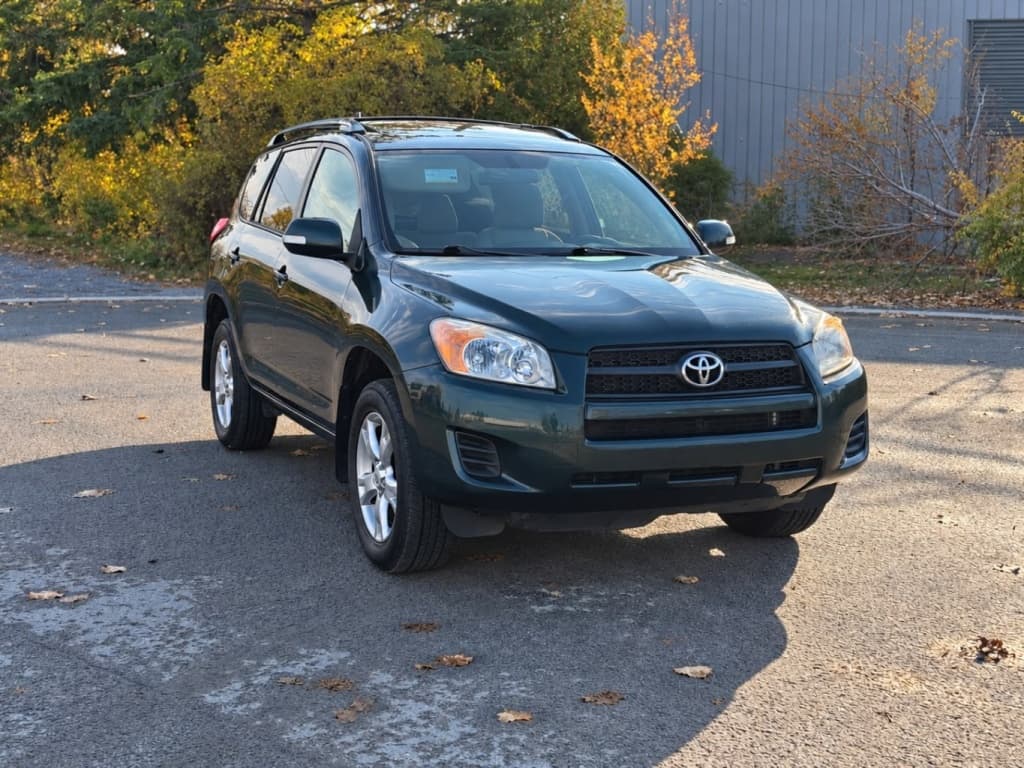 2012 Toyota RAV4 thumbnail 3
