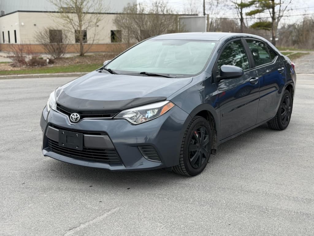 2016 Toyota Corolla LE - Photo 1